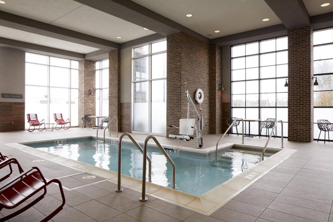 Archer Hotel Boston/Burlington Extérieur photo