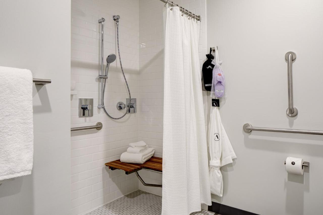 Archer Hotel Boston/Burlington Extérieur photo