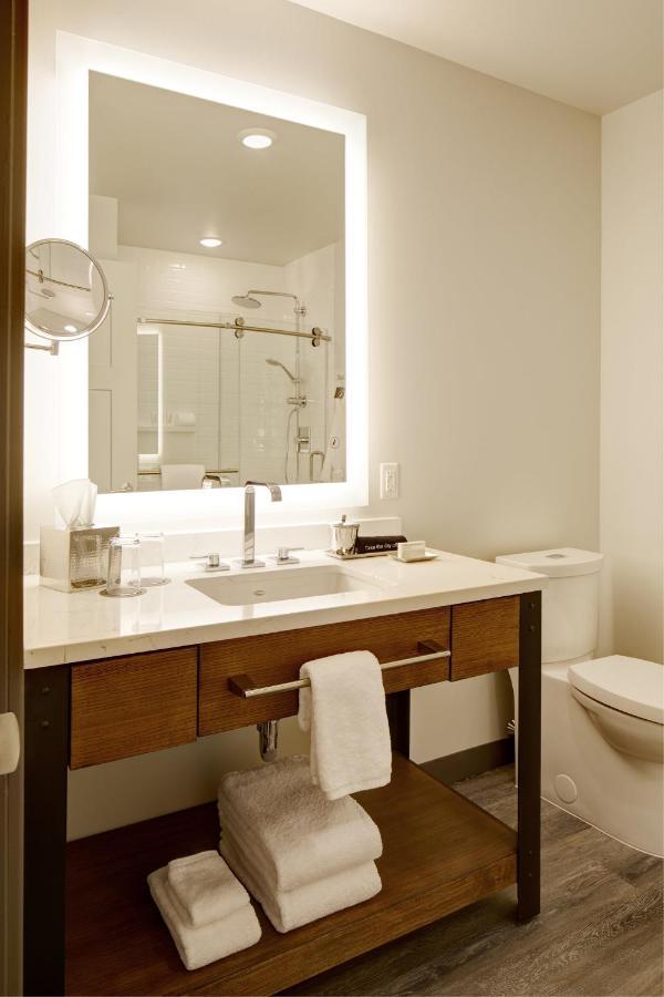 Archer Hotel Boston/Burlington Extérieur photo
